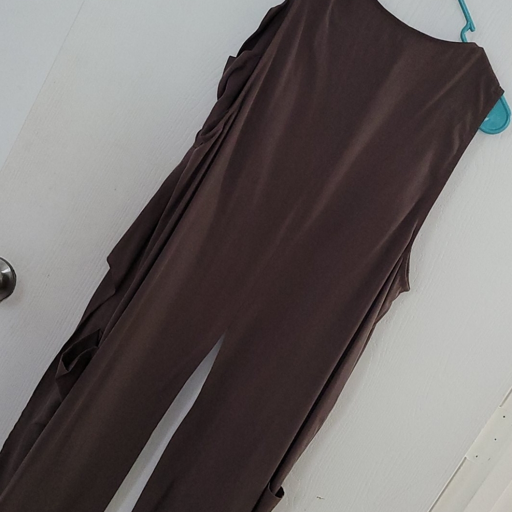 Vest - Picture 3 of 3